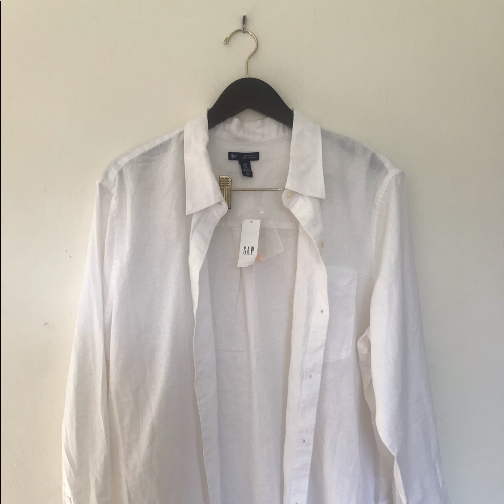 GAP fitted boyfriend oxford shirt